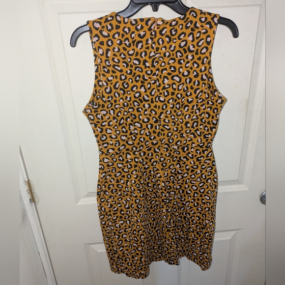 Old Navy Animal Print Mini Dress - Picture 2 of 4